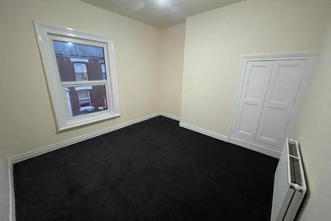 3 bedroom terraced house to rent, Broughton Street Preston PR1 7US