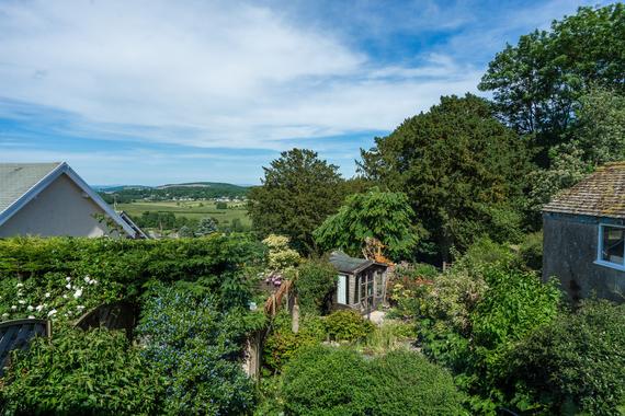 Plantation Avenue Arnside Cumbria La5 0hx 2 Bed Semi Detached