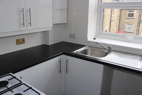 1 bedroom flat to rent, Lidget Street, Huddersfield