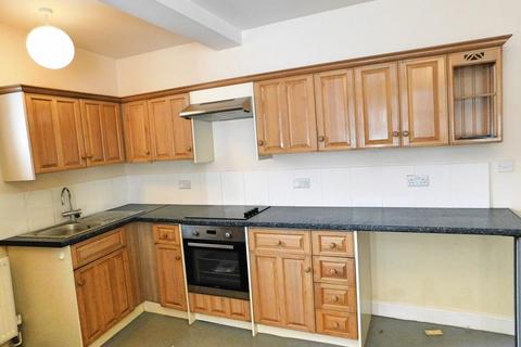 2 bedroom ground floor flat to rent, Avenue Road, Grantham