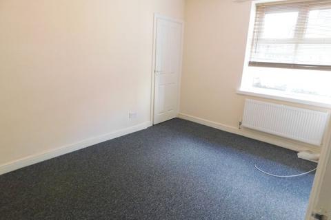 2 bedroom ground floor flat to rent, Avenue Road, Grantham