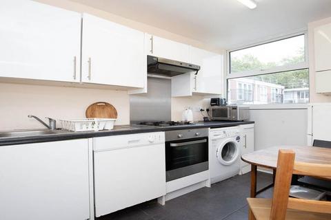 2 bedroom flat to rent, NW1