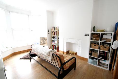 1 bedroom apartment to rent, Lipson Road, Plymouth PL4