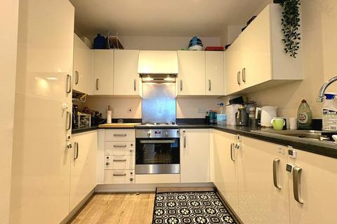 2 bedroom apartment to rent, Artisan Place, Harrow