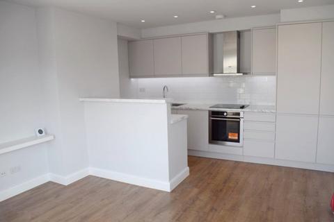 2 bedroom flat to rent, Enderley Road, Harrow