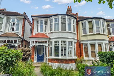 undefined, Fox Lane, Palmers Green, London, N13