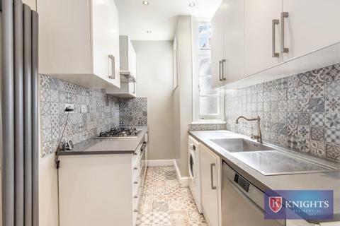 2 bedroom flat to rent, Fox Lane, Palmers Green, London, N13