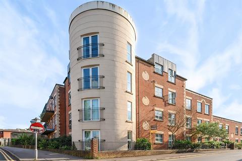 2 bedroom apartment to rent, Compass House, South Street, Reading, RG1