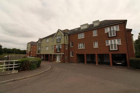 2 bedroom flat to rent, Watery Lane, Broxbourne