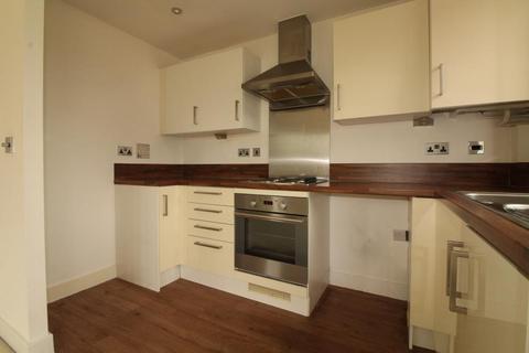 2 bedroom flat to rent, Watery Lane, Broxbourne