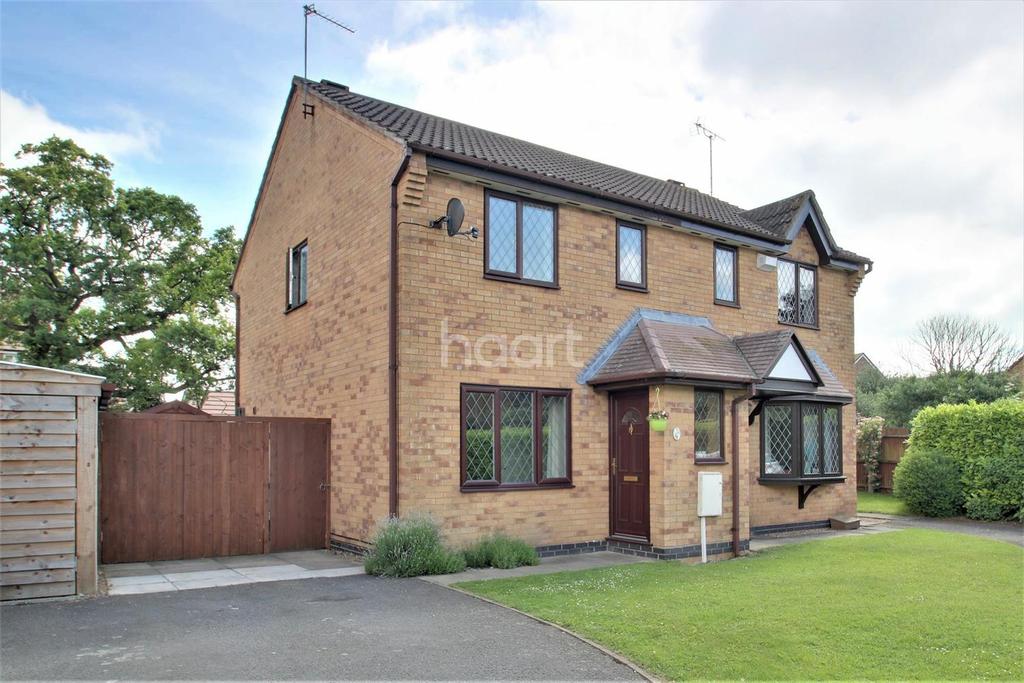 Raglan Close, Rushden 3 bed semidetached house £200,000