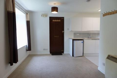 Studio to rent, Stanton Close, Cranleigh