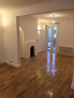 2 bedroom terraced house to rent, Margate