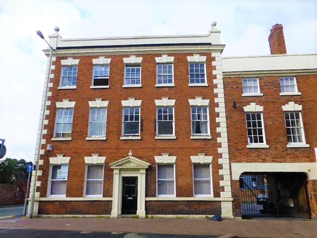Wolverhampton Street, Dudley, DY1 1DZ 1 bed flat £450 pcm (£104 pw)