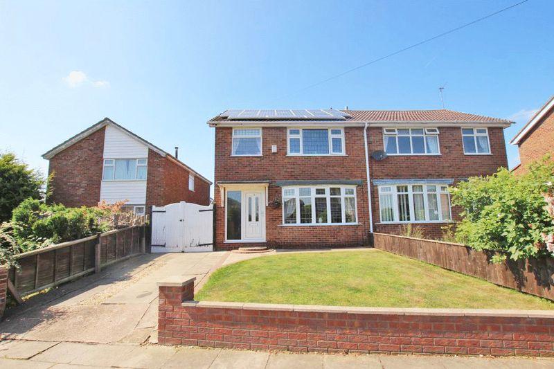 ST.NICHOLAS DRIVE, GRIMSBY 3 bed semidetached house £139,950