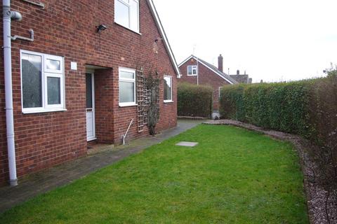 3 bedroom detached house to rent, Laburnum Walk, Gilberdyke, Nr Brough, HU15 2TU