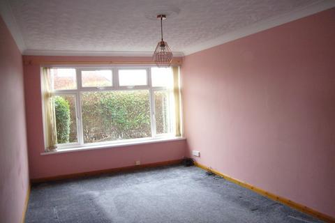 3 bedroom detached house to rent, Laburnum Walk, Gilberdyke, Nr Brough, HU15 2TU