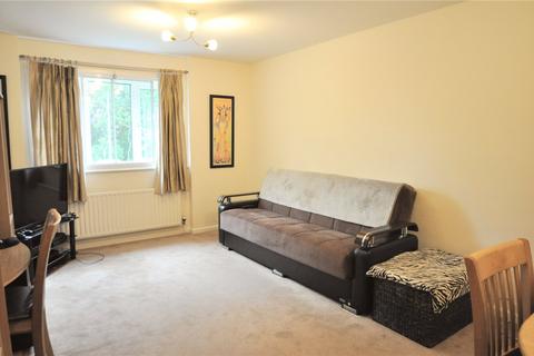 2 bedroom apartment to rent, Davey Close, London, N13