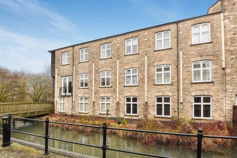 3 bedroom apartment to rent - Mill Street,  Witney,  OX28