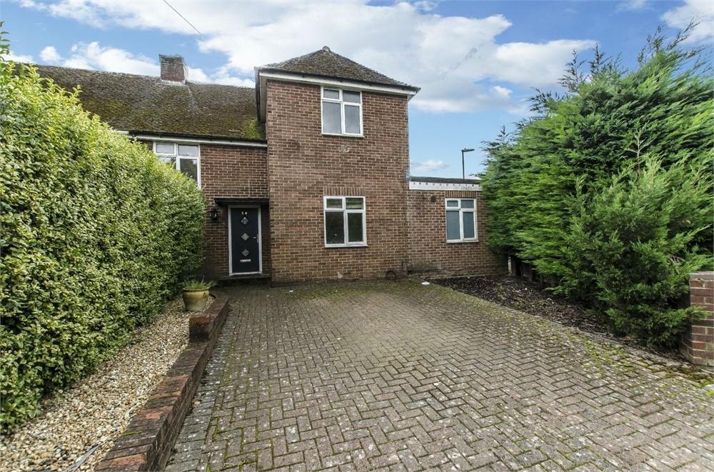 Nightingale Avenue, Eastleigh, Hampshire 4 bed semidetached house £