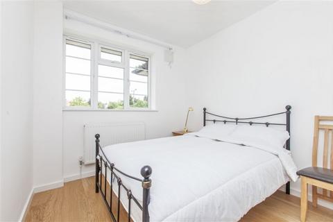 3 bedroom flat to rent - Beaufort Park, Hampstead Garden Suburb, NW11
