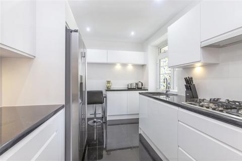 3 bedroom flat to rent, Beaufort Park, Hampstead Garden Suburb, NW11
