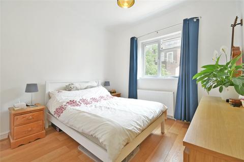 2 bedroom flat to rent - Messina Avenue, West Hampstead, NW6