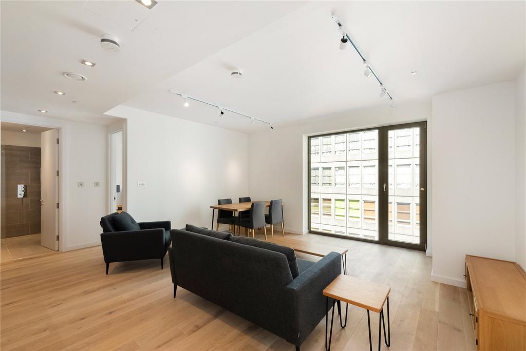 Kitchen/Reception