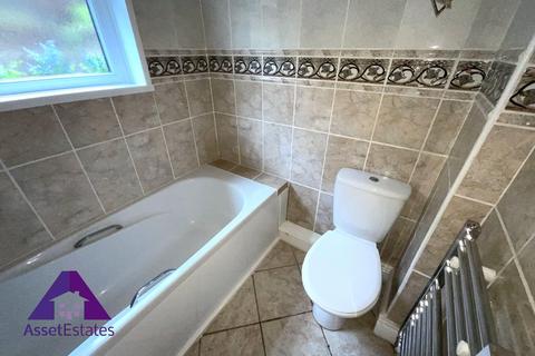 undefined, Cross Street, Abertillery