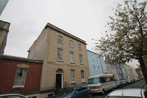 4 bedroom flat to rent - *STUDENT PROPERTY* Kingsdown Parade, Kingsdown, Bristol, BS6