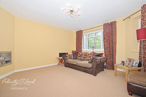 1 bedroom apartment to rent, Dartmouth Grove, London