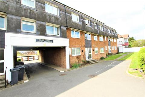 2 bedroom flat to rent, Park Court, Preston Road, HA3 0QR