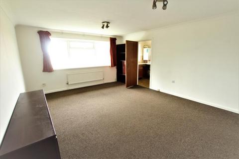 2 bedroom flat to rent, Park Court, Preston Road, HA3 0QR