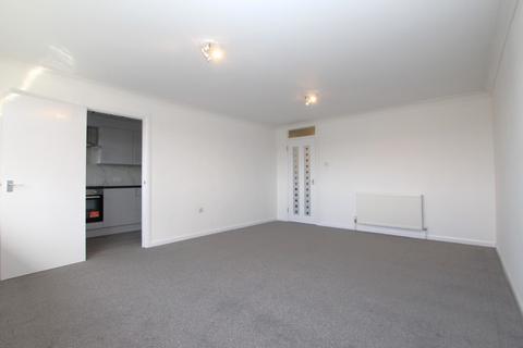 2 bedroom flat to rent, Park Court, Preston Road, Kenton