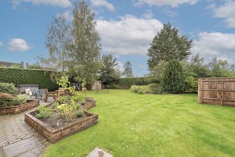 4 bedroom detached house for sale, Aylesbury Road, Aston Clinton