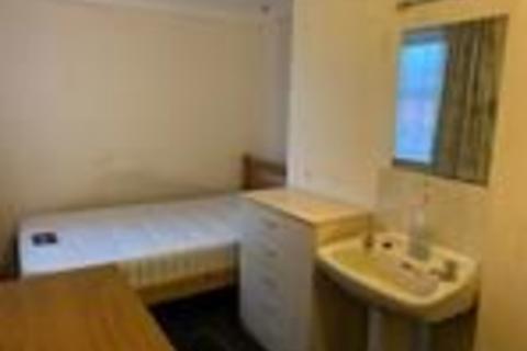 1 bedroom in a house share to rent, Room 6 Acorn House Russell Terrace, Leamington Spa