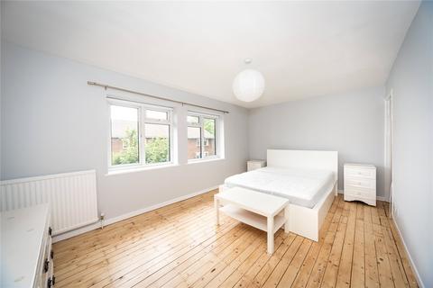 2 bedroom apartment to rent, Norfolk Close, St Margarets, Middlesex, TW1