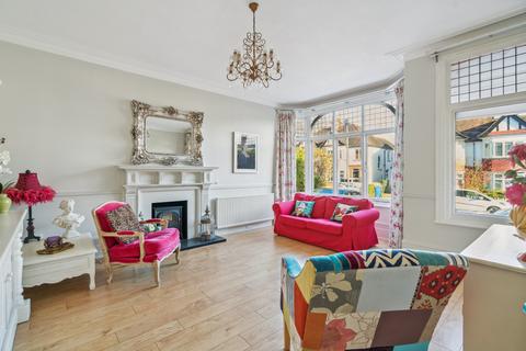 48 Love Lane, Pinner, HA5 3EX