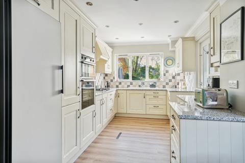 48 Love Lane, Pinner, HA5 3EX