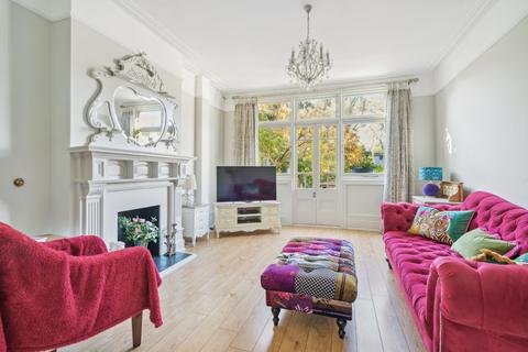 48 Love Lane, Pinner, HA5 3EX