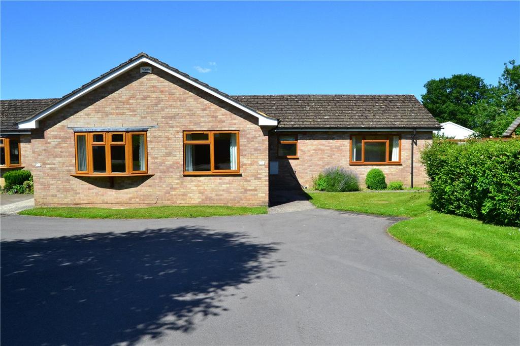 Gore End Road, Ball Hill, Newbury, Berks, RG20 3 bed semidetached
