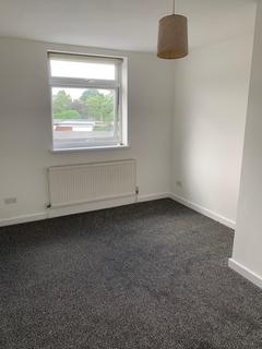 2 bedroom flat to rent, High Road, Ilford, IG3