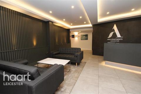 Studio to rent, Aria Building