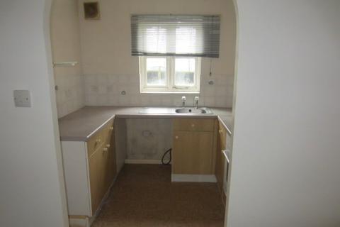 1 bedroom flat to rent - Ponders End, EN3