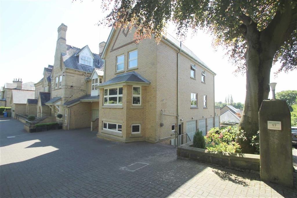 Langham Road, Langham Road, Bowdon 3 bed townhouse £700,000