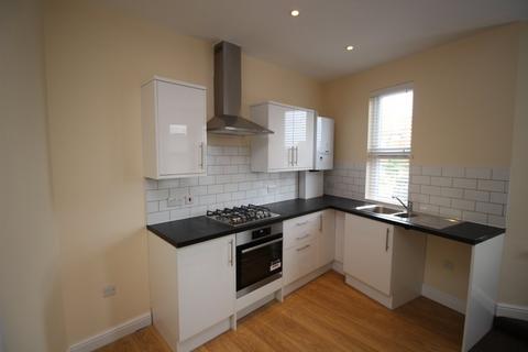 2 bedroom flat to rent, Woodlands Park Road, Turnpike Lane N15