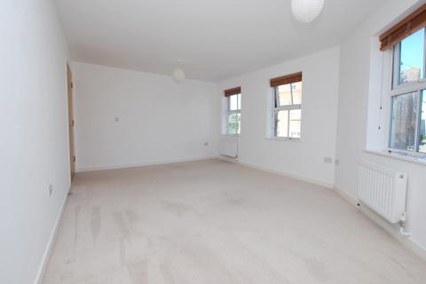 2 bedroom apartment to rent, LARA HOUSE, NR STATION