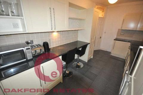 4 bedroom flat to rent, Prince Regent Mews, Euston, London NW1