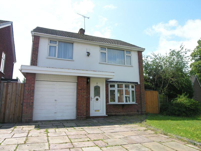 Buchanan Close, Walsall 3 bed detached house £245,000