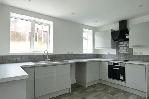 2 bedroom semi-detached house to rent, Newhouse Road, Bucknall, Stoke-on-Trent, ST2 8LU